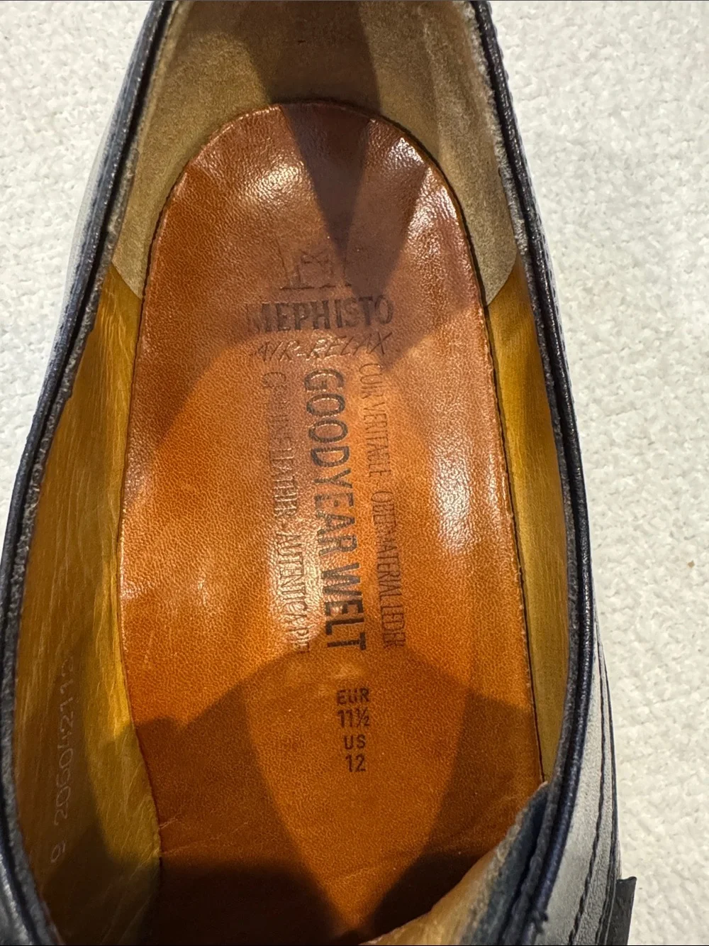 Mephisto Black Leather Cap-Toe Derby Shoes Size 12. Excellent Condition